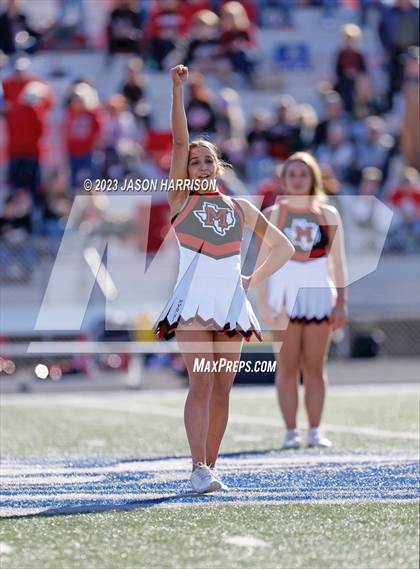 Thumbnail 2 in Albany vs. Muenster (UIL Football 2A Region 2 Regional) photogallery.