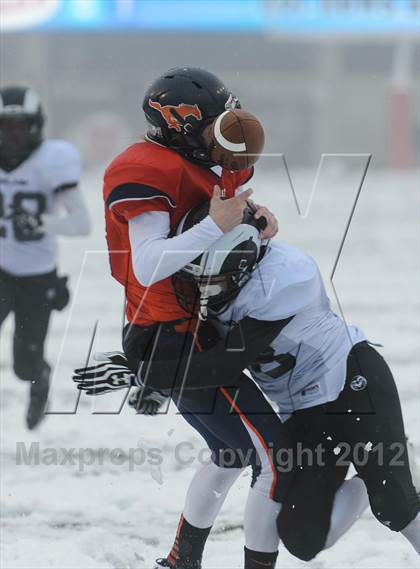 Thumbnail 1 in Highland vs. Mountain Crest (Utah 4A Semifinal) photogallery.