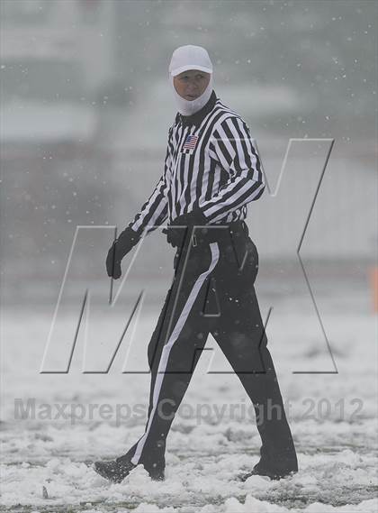 Thumbnail 1 in Highland vs. Mountain Crest (Utah 4A Semifinal) photogallery.