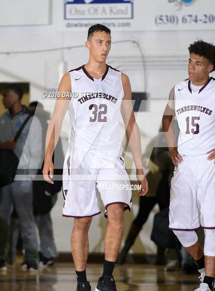Thumbnail 1 in Christian Brothers vs. Woodcreek (Gridley Invitational) photogallery.