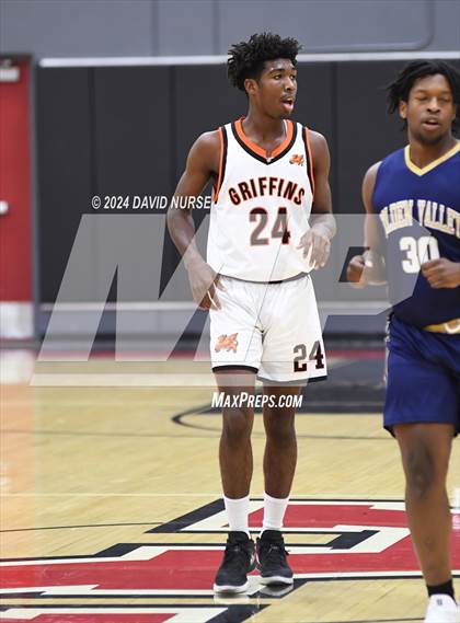 Thumbnail 2 in The Palmdale Aerospace Academy vs. Golden Valley photogallery.