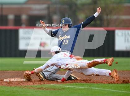 Thumbnail 3 in Independence @ Ravenwood photogallery.