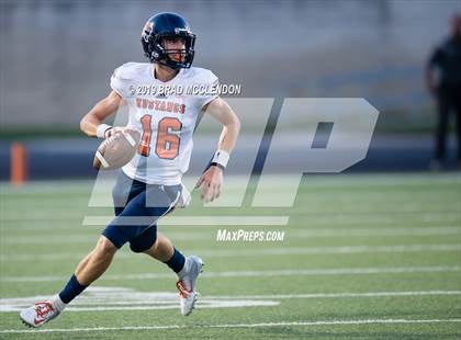 Thumbnail 2 in Sachse vs Plano East photogallery.