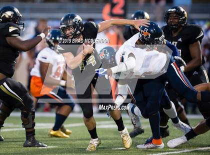 Thumbnail 3 in Sachse vs Plano East photogallery.