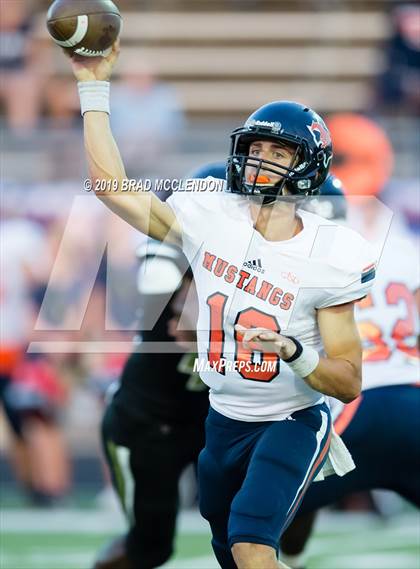 Thumbnail 3 in Sachse vs Plano East photogallery.