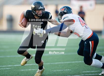 Thumbnail 2 in Sachse vs Plano East photogallery.