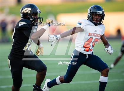 Thumbnail 3 in Sachse vs Plano East photogallery.