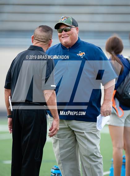 Thumbnail 2 in Sachse vs Plano East photogallery.