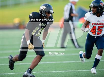 Thumbnail 3 in Sachse vs Plano East photogallery.