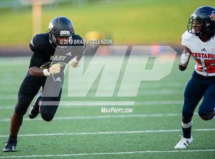 Thumbnail 2 in Sachse vs Plano East photogallery.