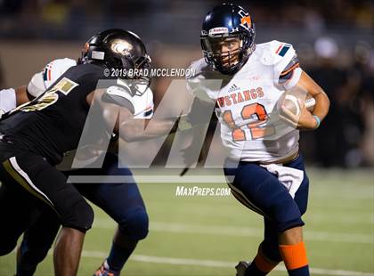 Thumbnail 3 in Sachse vs Plano East photogallery.