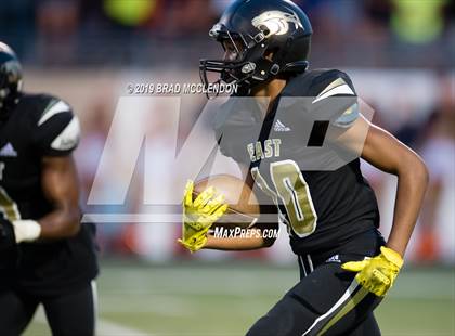 Thumbnail 3 in Sachse vs Plano East photogallery.