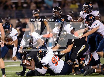 Thumbnail 2 in Sachse vs Plano East photogallery.