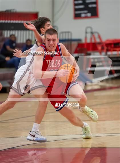 Thumbnail 3 in Mountain View vs Cimarron-Memorial (Torrey Pines Holiday Classic Tip-Off)  photogallery.