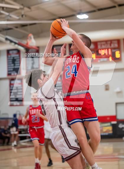 Thumbnail 3 in Mountain View vs Cimarron-Memorial (Torrey Pines Holiday Classic Tip-Off)  photogallery.