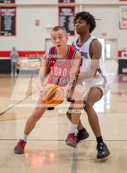 Thumbnail 1 in Mountain View vs Cimarron-Memorial (Torrey Pines Holiday Classic Tip-Off)  photogallery.