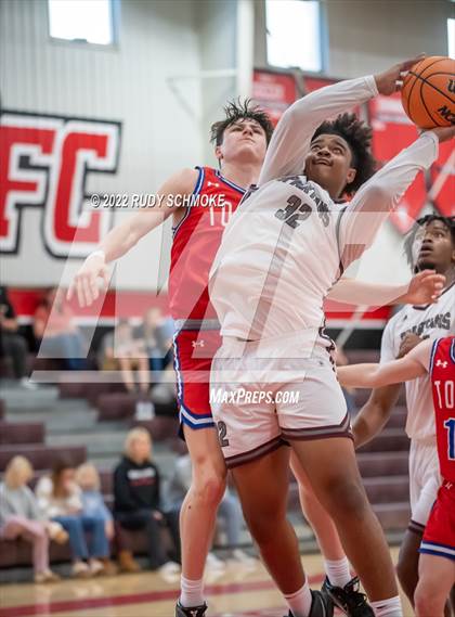 Thumbnail 2 in Mountain View vs Cimarron-Memorial (Torrey Pines Holiday Classic Tip-Off)  photogallery.