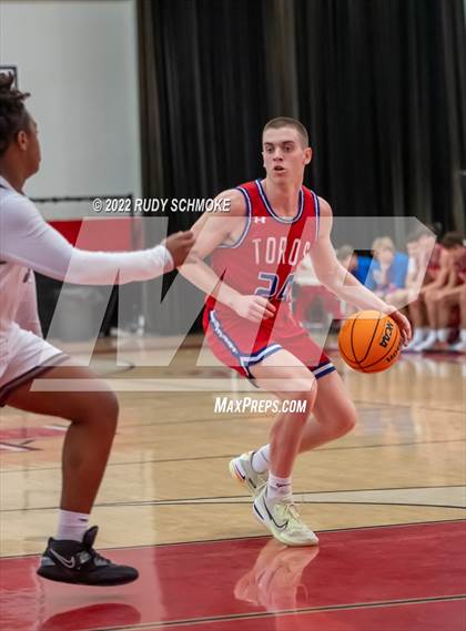 Thumbnail 1 in Mountain View vs Cimarron-Memorial (Torrey Pines Holiday Classic Tip-Off)  photogallery.
