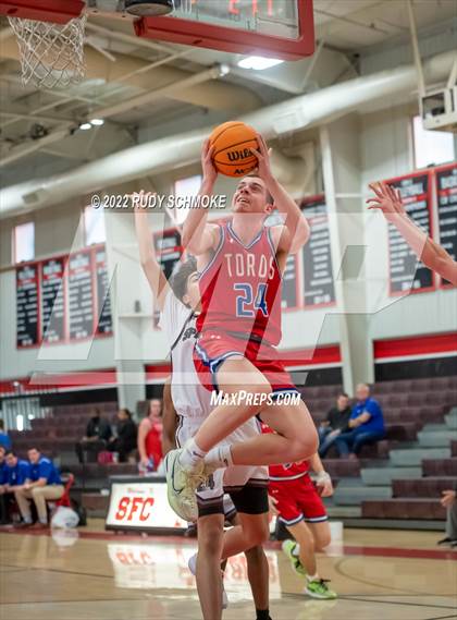 Thumbnail 2 in Mountain View vs Cimarron-Memorial (Torrey Pines Holiday Classic Tip-Off)  photogallery.