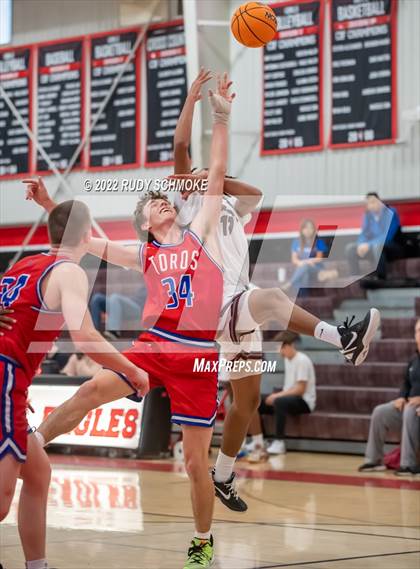 Thumbnail 1 in Mountain View vs Cimarron-Memorial (Torrey Pines Holiday Classic Tip-Off)  photogallery.