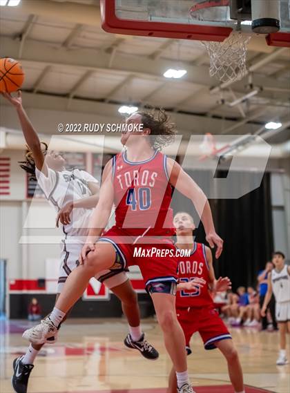 Thumbnail 2 in Mountain View vs Cimarron-Memorial (Torrey Pines Holiday Classic Tip-Off)  photogallery.