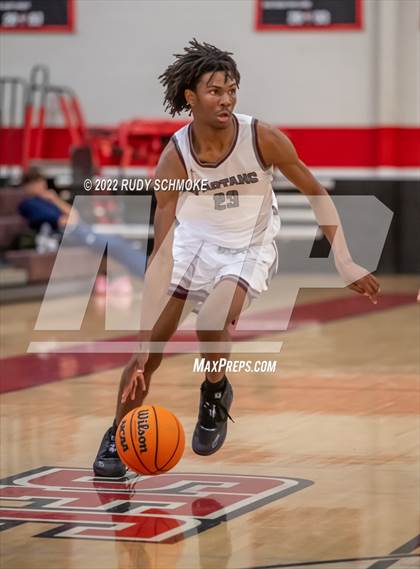 Thumbnail 3 in Mountain View vs Cimarron-Memorial (Torrey Pines Holiday Classic Tip-Off)  photogallery.