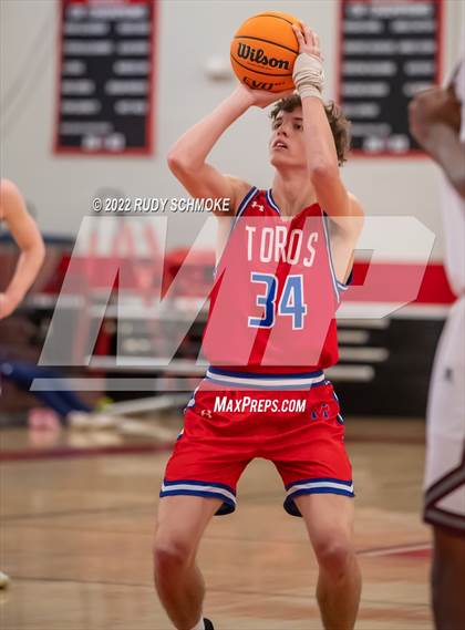 Thumbnail 1 in Mountain View vs Cimarron-Memorial (Torrey Pines Holiday Classic Tip-Off)  photogallery.