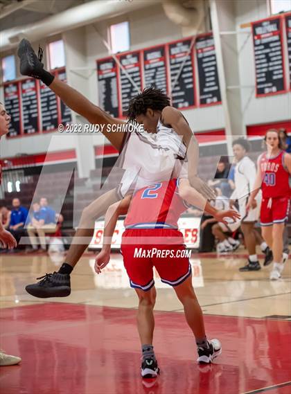 Thumbnail 2 in Mountain View vs Cimarron-Memorial (Torrey Pines Holiday Classic Tip-Off)  photogallery.