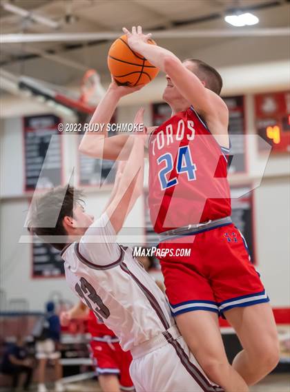 Thumbnail 1 in Mountain View vs Cimarron-Memorial (Torrey Pines Holiday Classic Tip-Off)  photogallery.