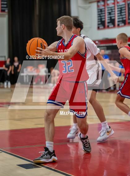 Thumbnail 3 in Mountain View vs Cimarron-Memorial (Torrey Pines Holiday Classic Tip-Off)  photogallery.