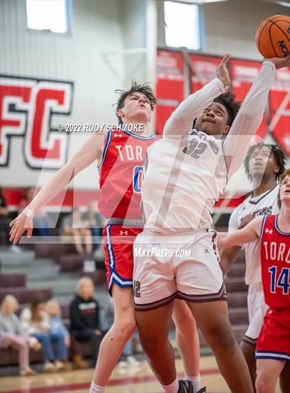 Thumbnail 3 in Mountain View vs Cimarron-Memorial (Torrey Pines Holiday Classic Tip-Off)  photogallery.