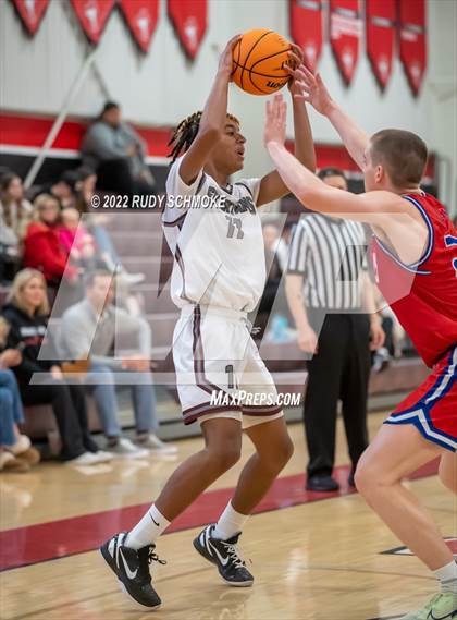 Thumbnail 3 in Mountain View vs Cimarron-Memorial (Torrey Pines Holiday Classic Tip-Off)  photogallery.