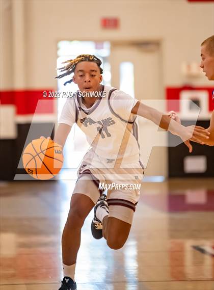 Thumbnail 3 in Mountain View vs Cimarron-Memorial (Torrey Pines Holiday Classic Tip-Off)  photogallery.