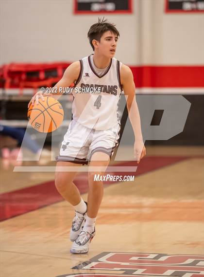Thumbnail 2 in Mountain View vs Cimarron-Memorial (Torrey Pines Holiday Classic Tip-Off)  photogallery.