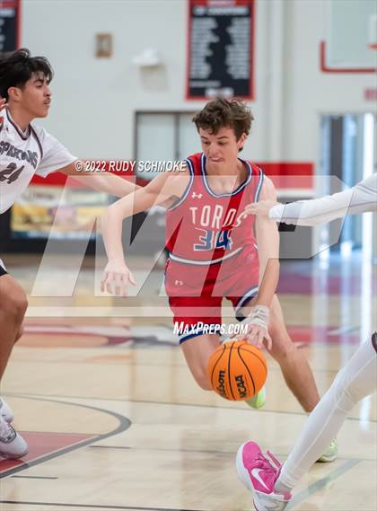Thumbnail 3 in Mountain View vs Cimarron-Memorial (Torrey Pines Holiday Classic Tip-Off)  photogallery.
