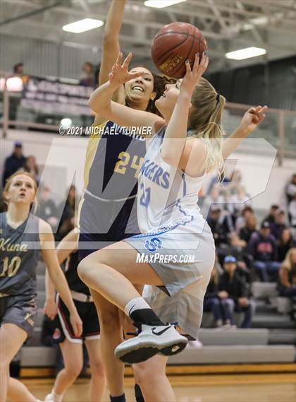 Thumbnail 1 in Idaho State All Star Game 2021 photogallery.