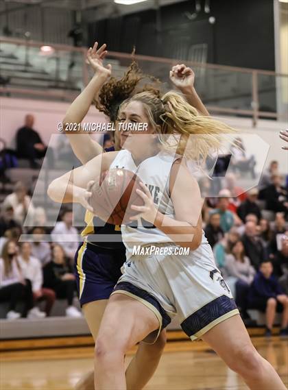 Thumbnail 2 in Idaho State All Star Game 2021 photogallery.