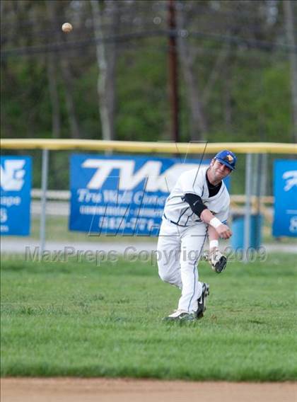 Thumbnail 1 in Lloyd Memorial vs. Newport Central Catholic photogallery.