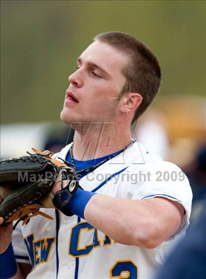 Thumbnail 2 in Lloyd Memorial vs. Newport Central Catholic photogallery.