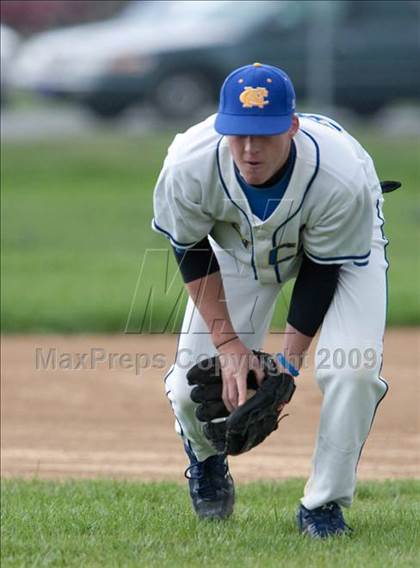 Thumbnail 2 in Lloyd Memorial vs. Newport Central Catholic photogallery.