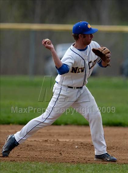 Thumbnail 3 in Lloyd Memorial vs. Newport Central Catholic photogallery.