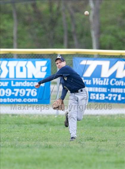 Thumbnail 2 in Lloyd Memorial vs. Newport Central Catholic photogallery.