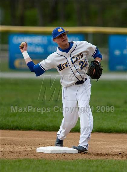 Thumbnail 2 in Lloyd Memorial vs. Newport Central Catholic photogallery.