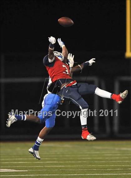 Thumbnail 2 in Garey @ Colony photogallery.