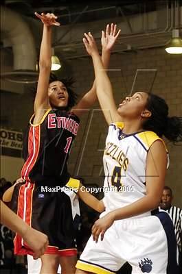 Thumbnail 3 in Etiwanda @ Los Osos photogallery.
