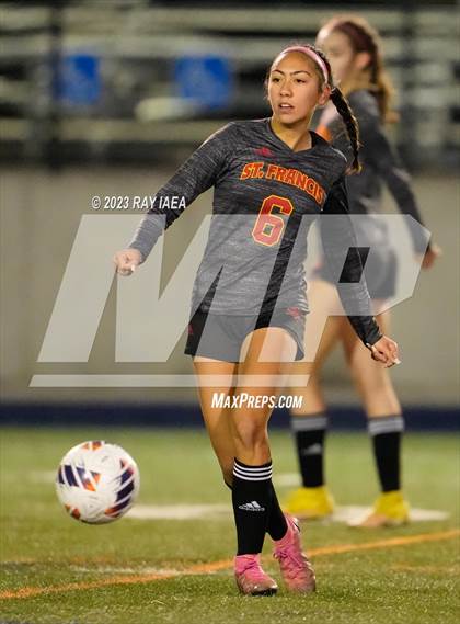 Thumbnail 3 in St. Francis vs. Del Oro (CIF SJS D2 Final) photogallery.