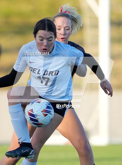 Thumbnail 2 in St. Francis vs. Del Oro (CIF SJS D2 Final) photogallery.
