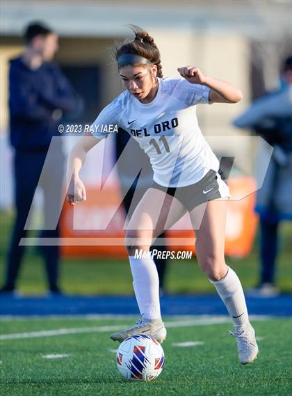 Thumbnail 1 in St. Francis vs. Del Oro (CIF SJS D2 Final) photogallery.
