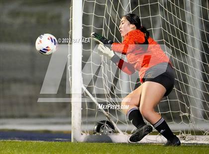 Thumbnail 2 in St. Francis vs. Del Oro (CIF SJS D2 Final) photogallery.