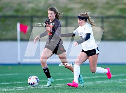 Thumbnail 1 in St. Francis vs. Del Oro (CIF SJS D2 Final) photogallery.